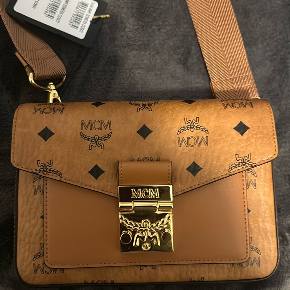 Brand New MCM VIKTOR CROSSBODY IN VISETOS